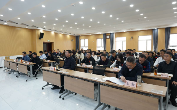 省应急管理厅举办“青海应急管理大讲堂”防汛救灾专题讲座.jpg