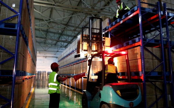 以“演”筑防 以“练”备战 ——格尔木中央级救灾物资储备库管理中心组织开展 2025年度综合应急演练.jpg